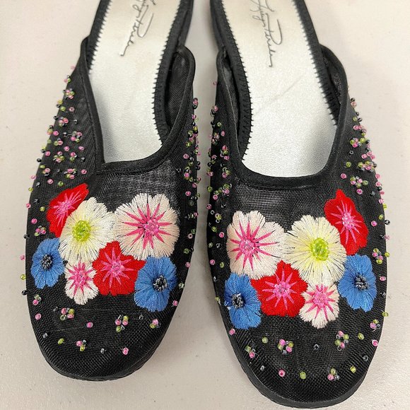 Lucy Pereda black red pink floral embroidered beaded flats mules slides 9 box - Picture 2 of 8